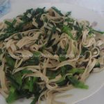 Jiucai Chao Baiye[Garlic chives-beancurd stirfry]