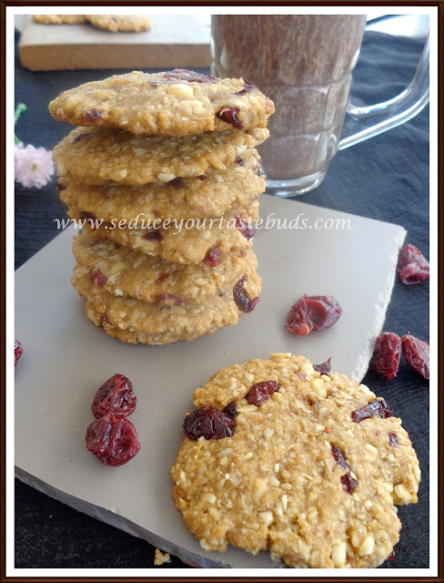 Eggless Butterless Oats Cranberry Cookies | Heathy Cookie Recipe