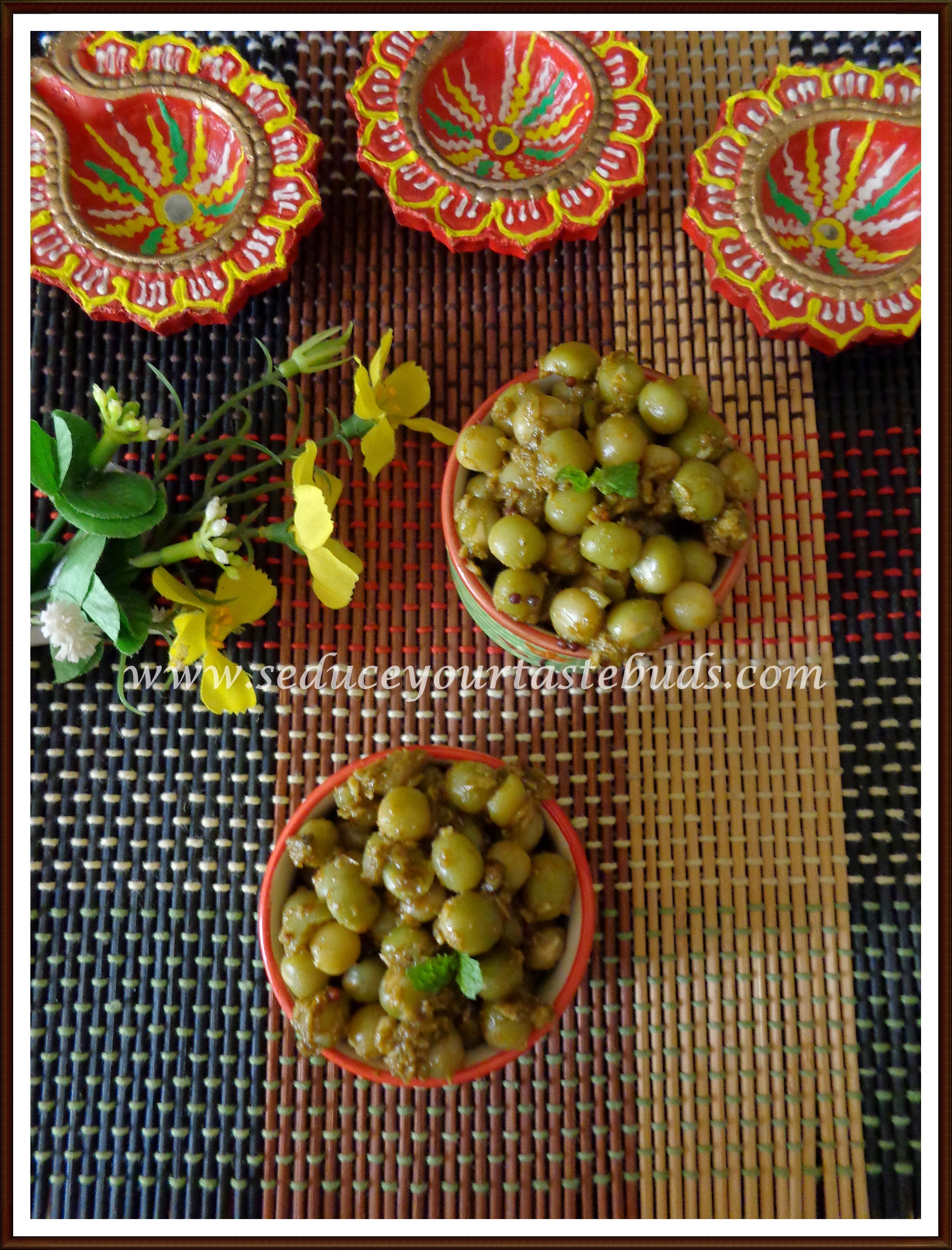 Mint Flavored Pattani / Peas Sundal Recipe