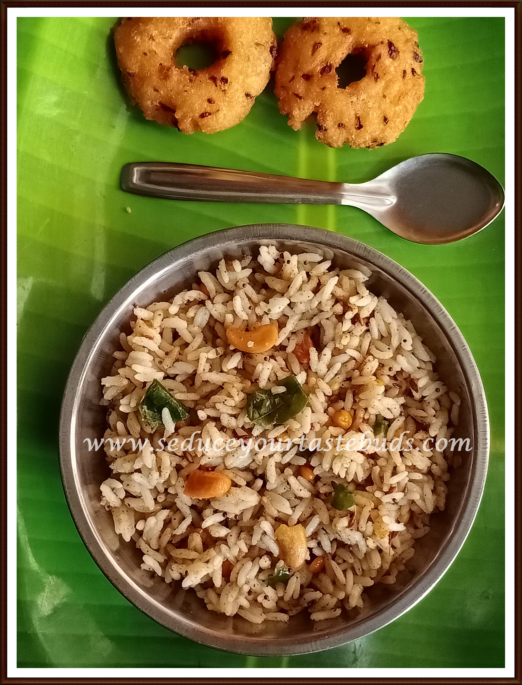 Milagu Jeeraga Sadam|Pepper Cumin Rice Recipe - Seduce Your Tastebuds...